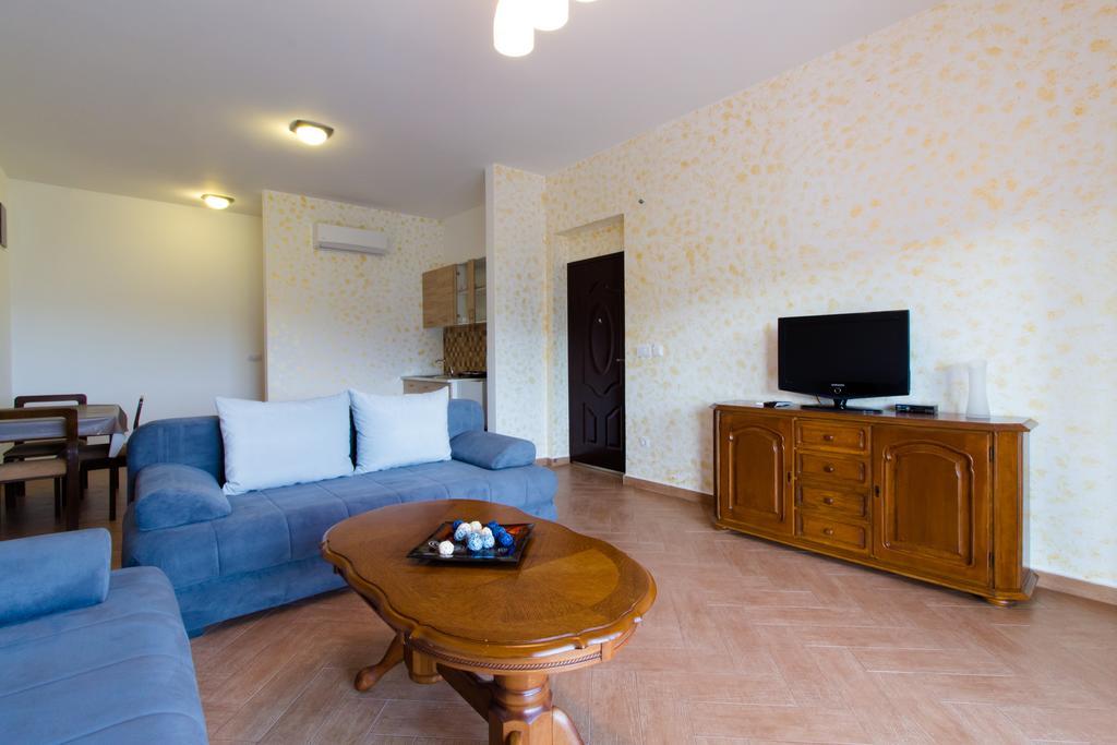 Apartments Kan Ulcinj Exterior foto