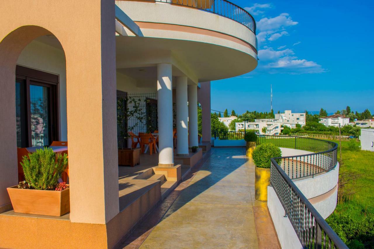 Apartments Kan Ulcinj Exterior foto